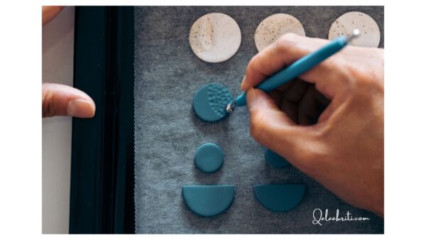 Clay - Customized Clay Articles
